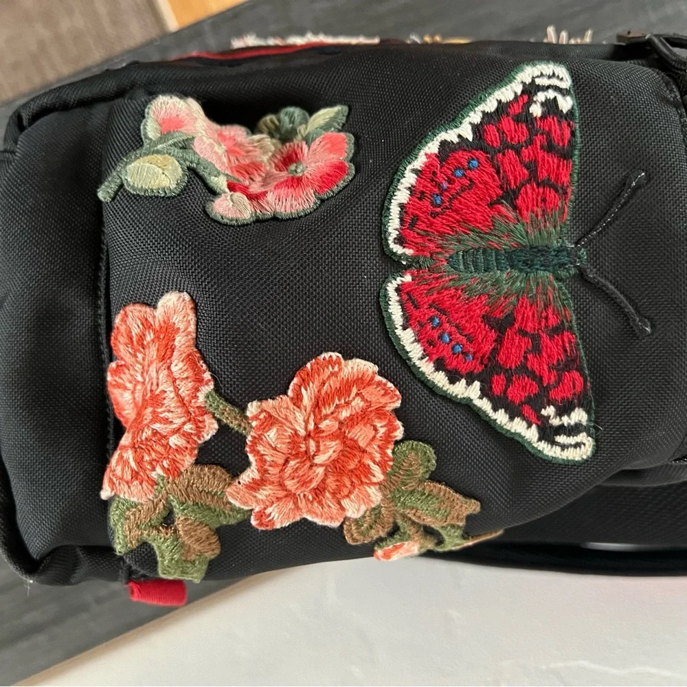 Gucci L'Aveugle Par Amour Embroidered Tech Pack Backpack - Picture 6 of 13